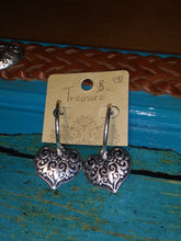 Load image into Gallery viewer, Hearts Desire Silver Earrings